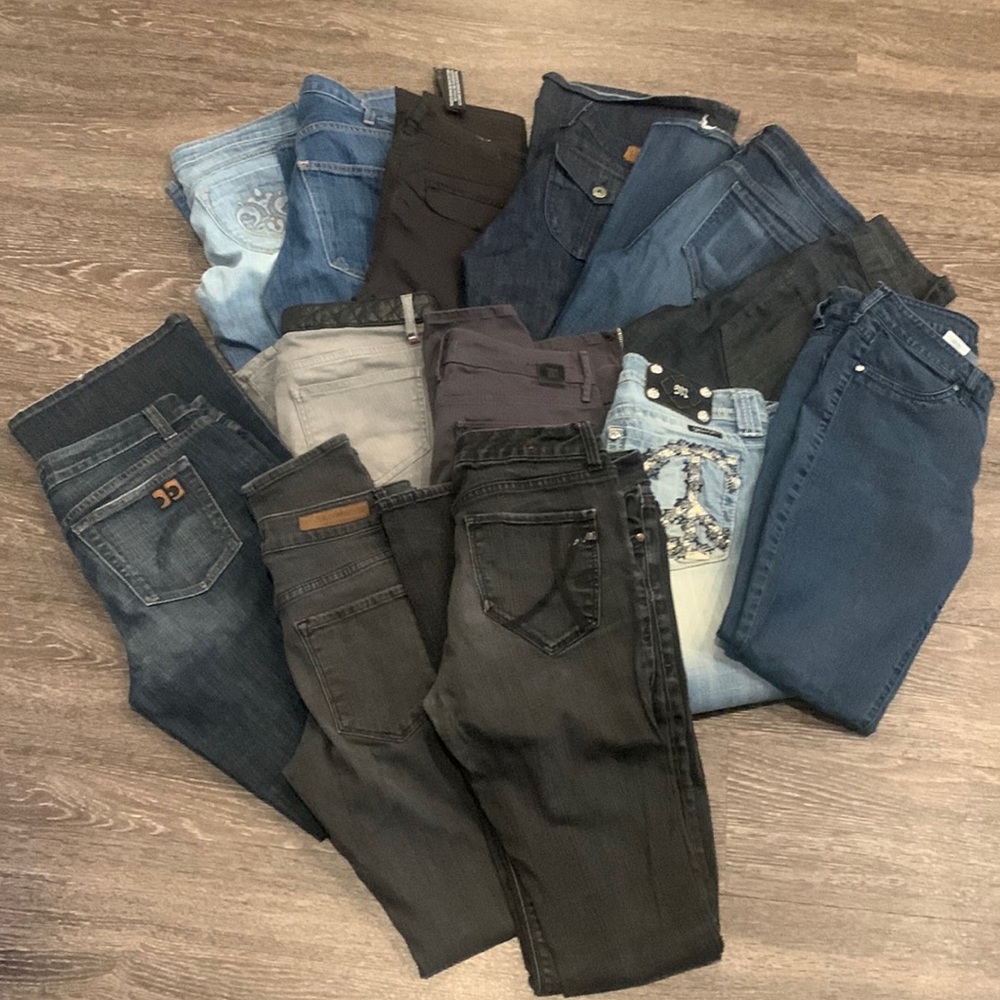Lot price! 14 pairs of Brand jeans, all in new condition. Size 28/29